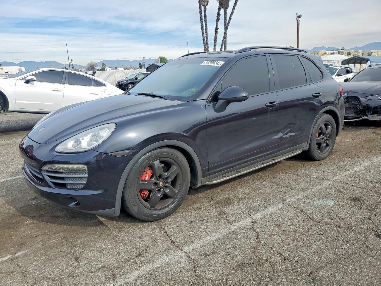 2014 PORSCHE CAYENNE