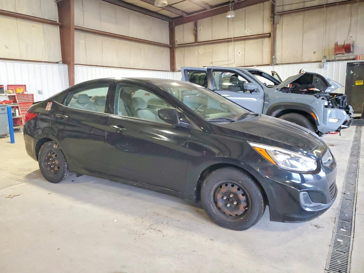 2017 HYUNDAI ACCENT