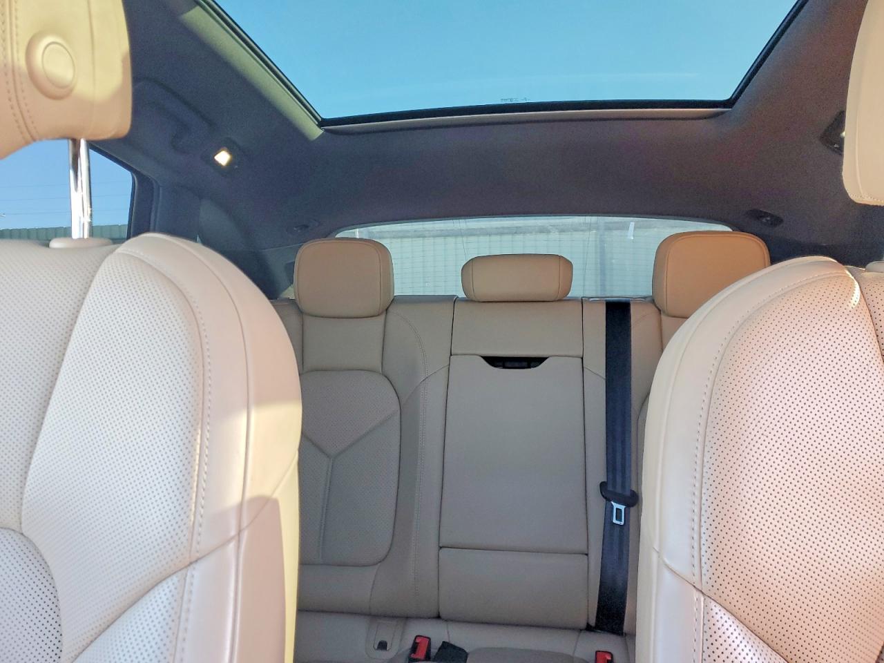 2021 PORSCHE Macan