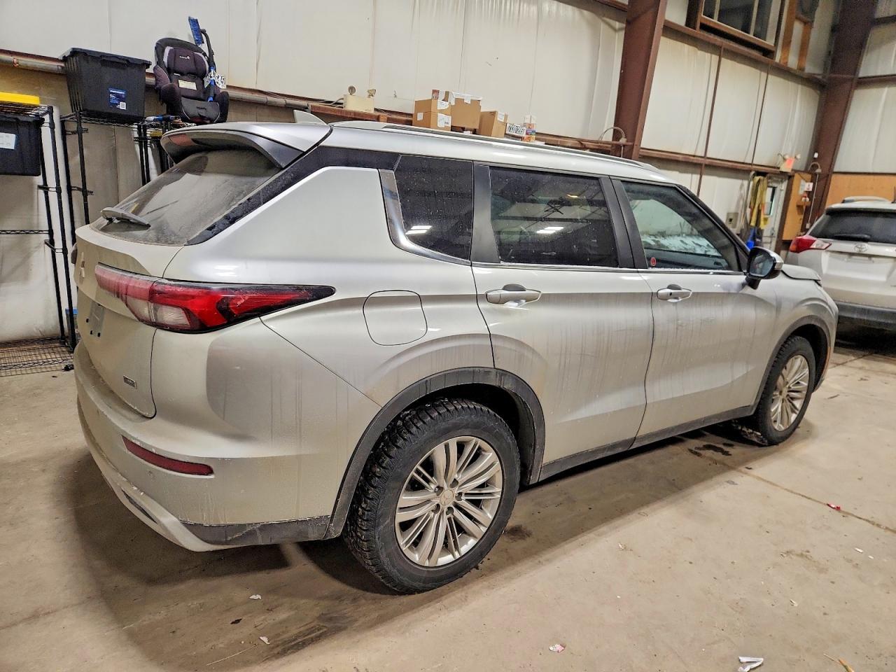 2022 MITSUBISHI outlander