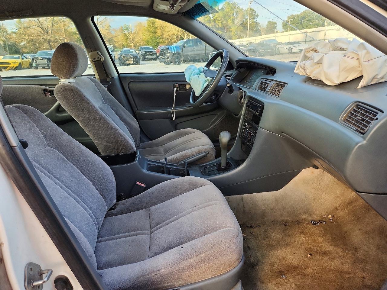 1997 TOYOTA CAMRY