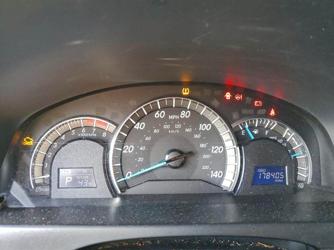 2012 TOYOTA CAMRY