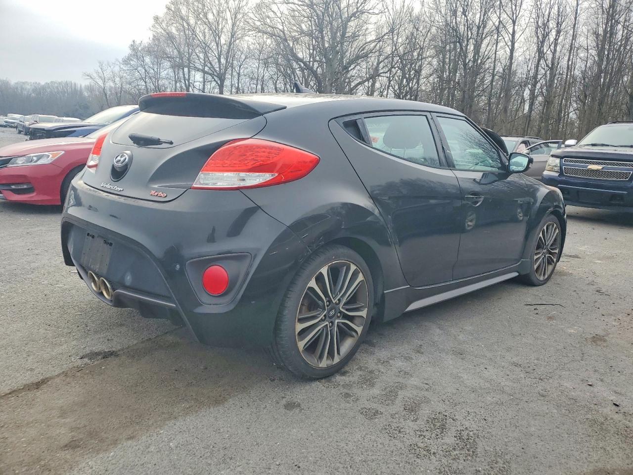 2016 HYUNDAI VELOSTER