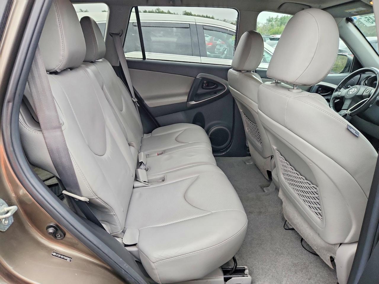 2012 TOYOTA RAV4