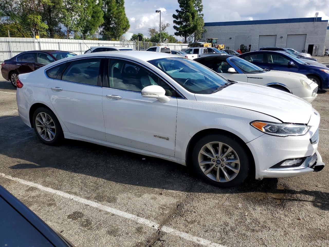 2017 FORD FUSION