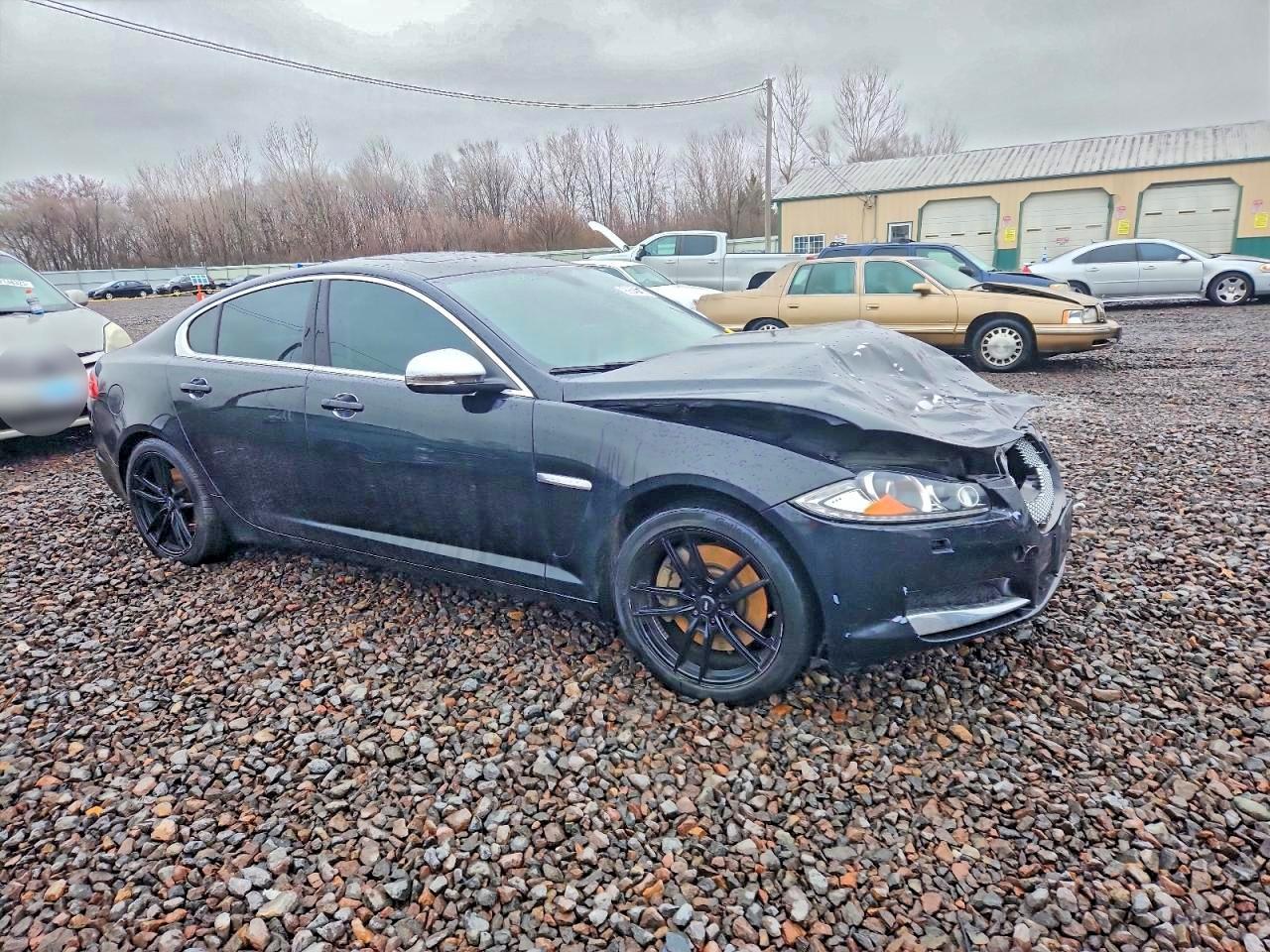 2014 JAGUAR XF