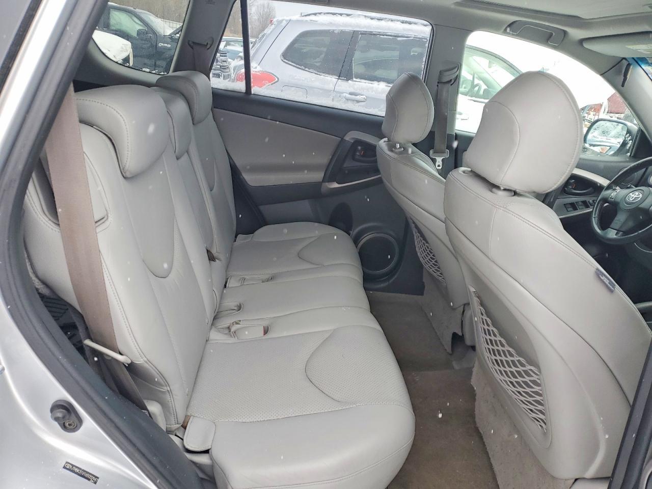 2006 TOYOTA RAV4