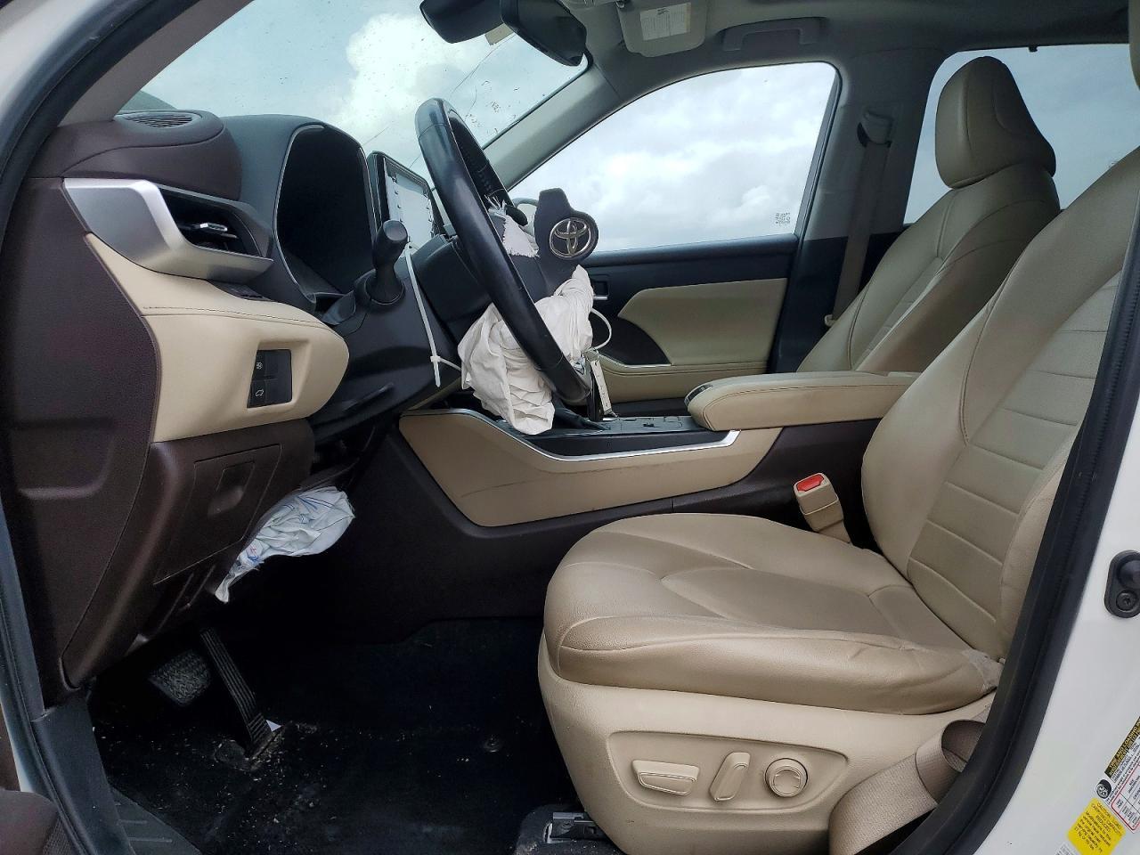 2021 TOYOTA HIGHLANDER