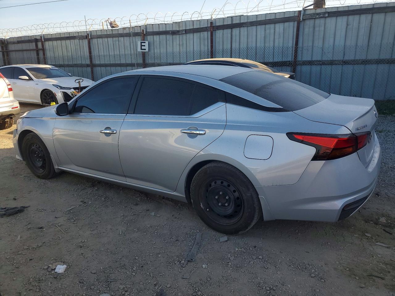 2021 NISSAN ALTIMA