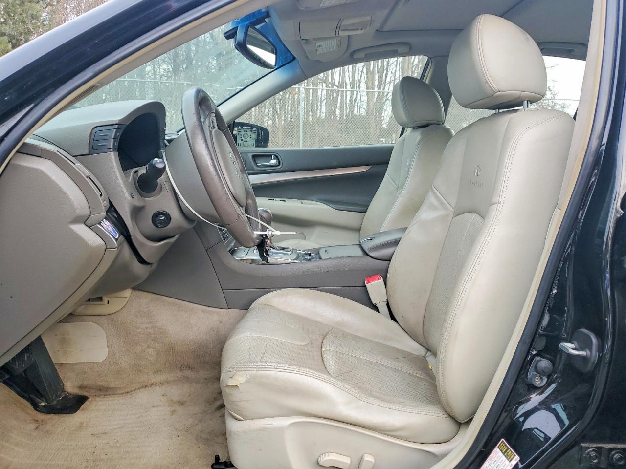 2012 INFINITI G37