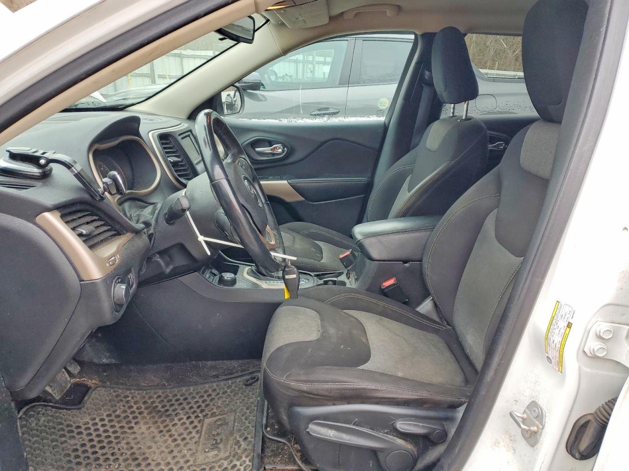 2017 JEEP CHEROKEE