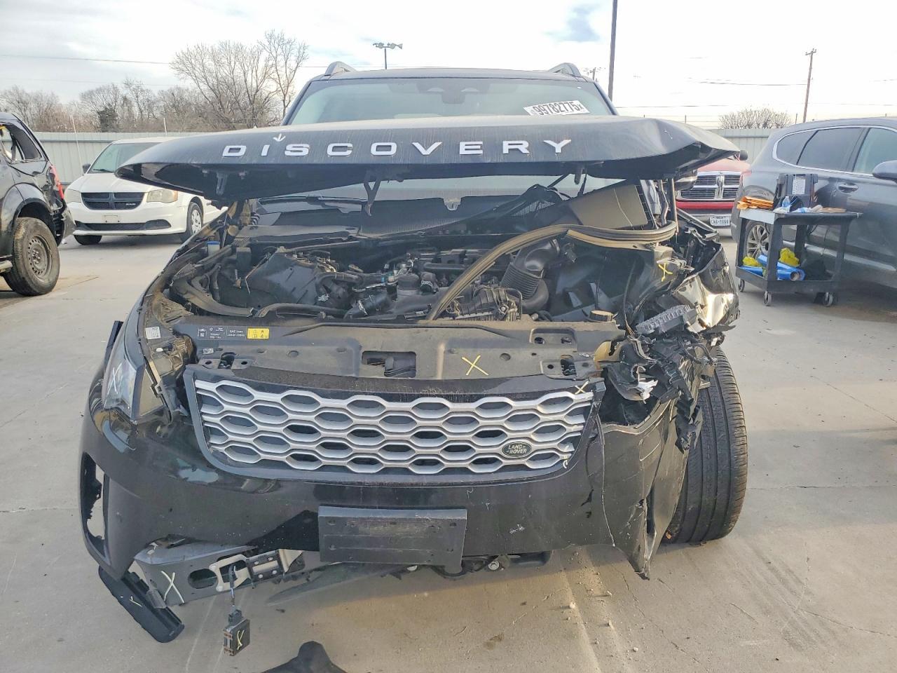 2023 LAND ROVER Discovery