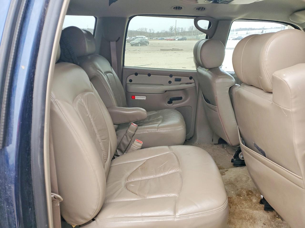 2001 CHEVROLET Suburban