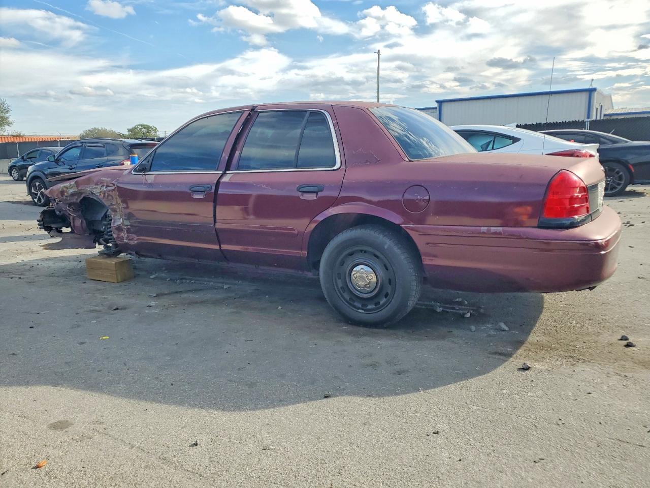 2005 FORD Crown Victoria