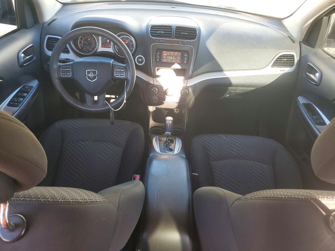 2011 DODGE JOURNEY