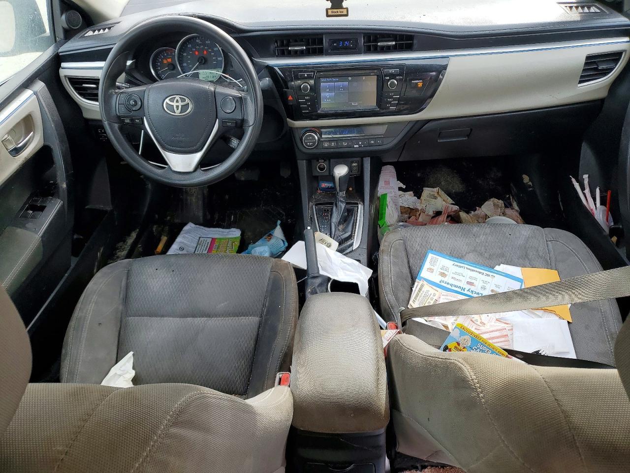 2016 TOYOTA COROLLA