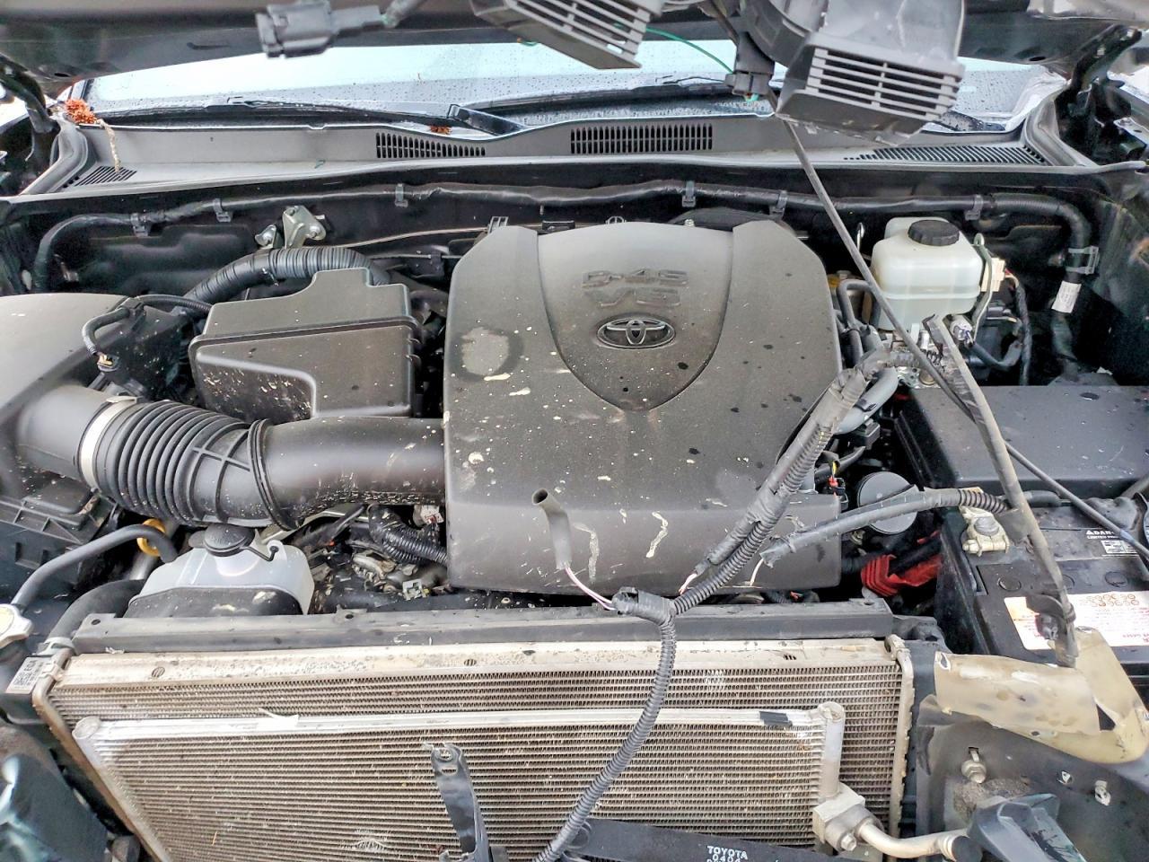 2016 TOYOTA TACOMA