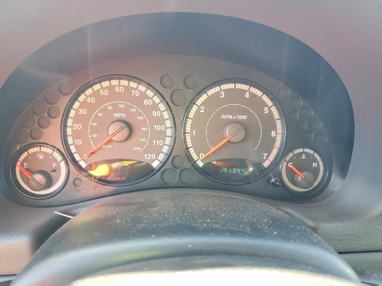 2005 JEEP Liberty