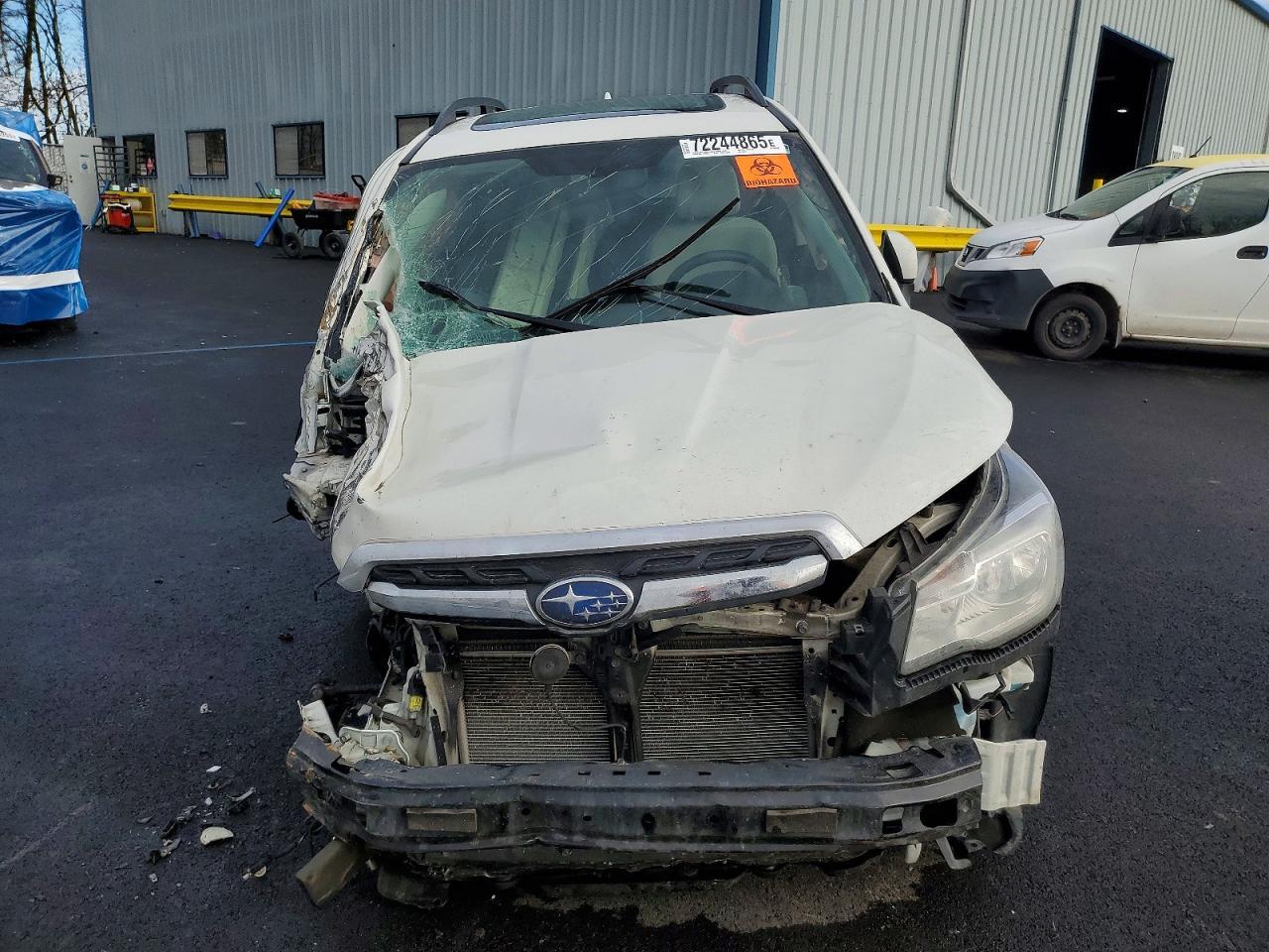 2018 SUBARU FORESTER