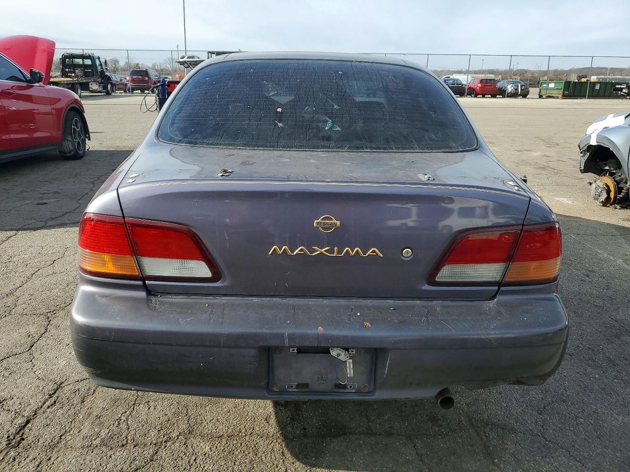 1997 NISSAN Maxima