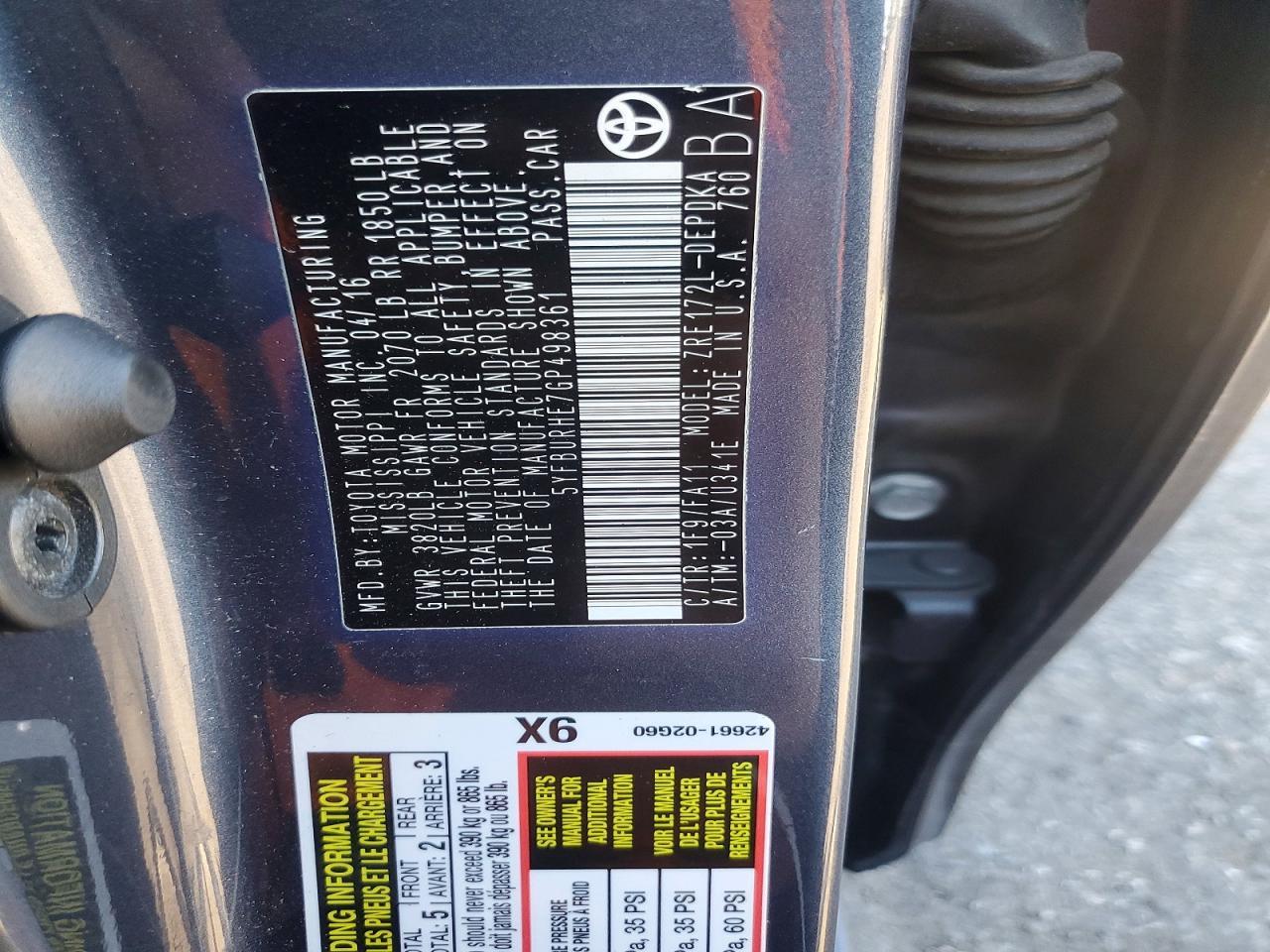2016 TOYOTA COROLLA