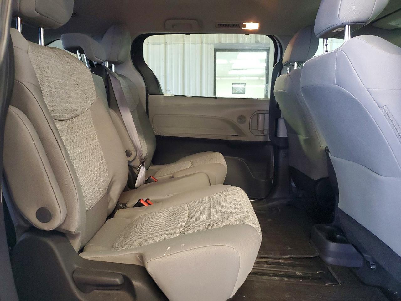2022 TOYOTA SIENNA