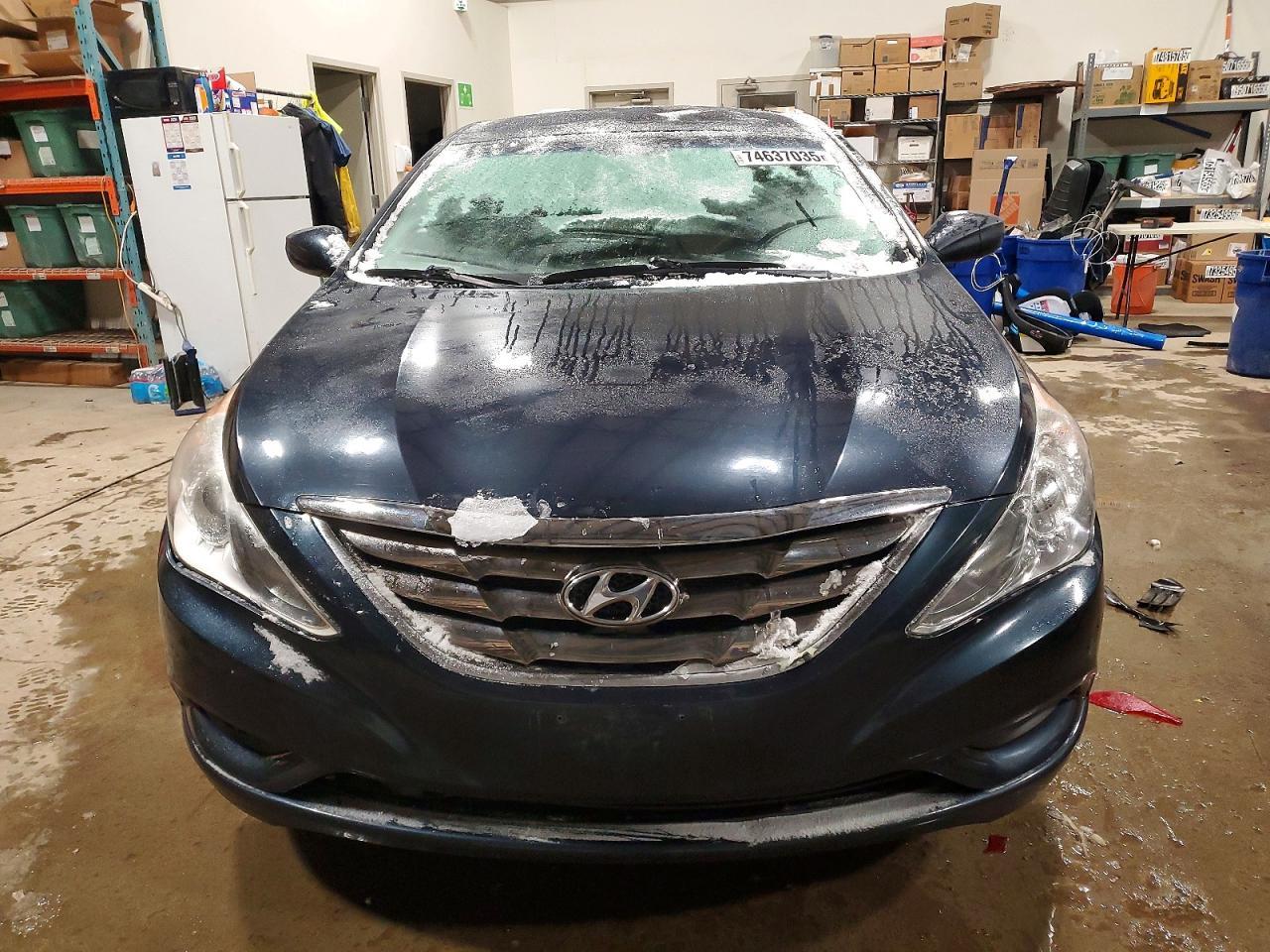 2011 HYUNDAI SONATA