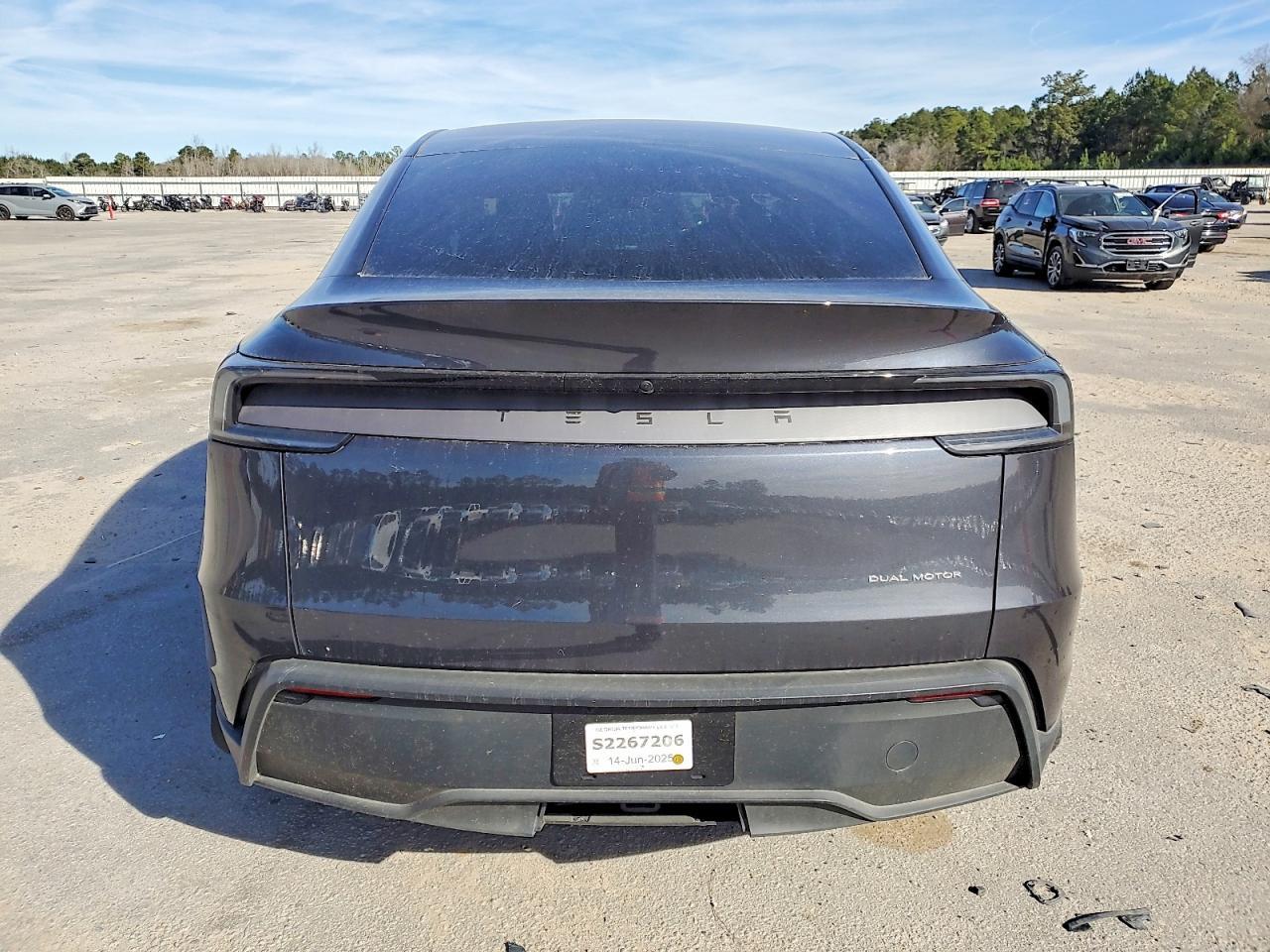 2026 TESLA MODEL Y