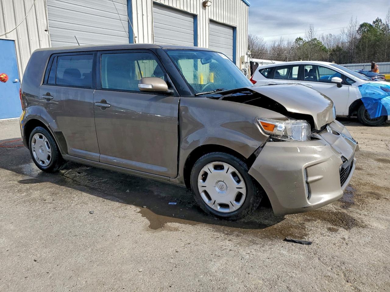 2012 TOYOTA SCION