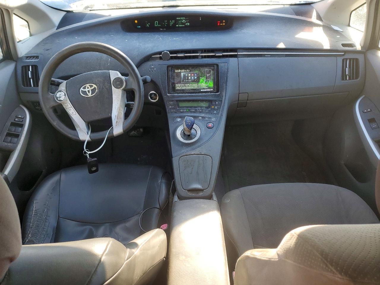 2010 TOYOTA PRIUS