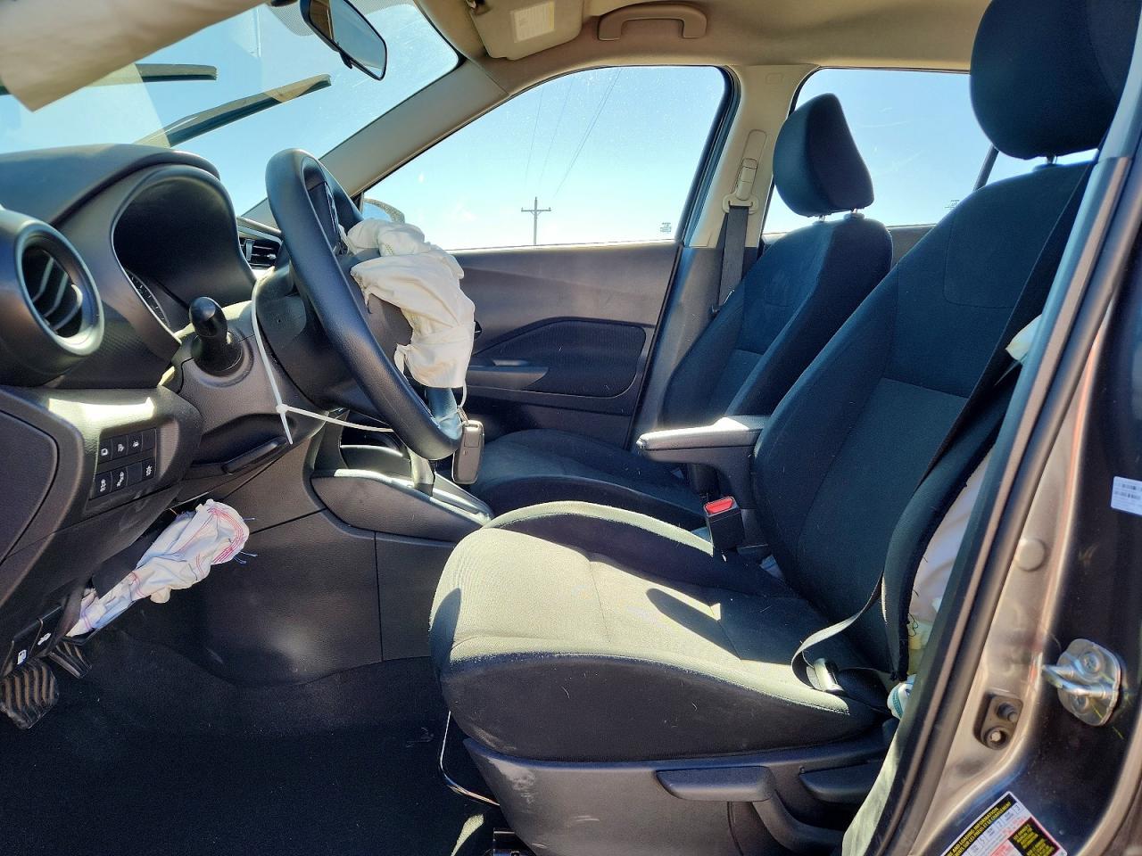 2024 NISSAN KICKS