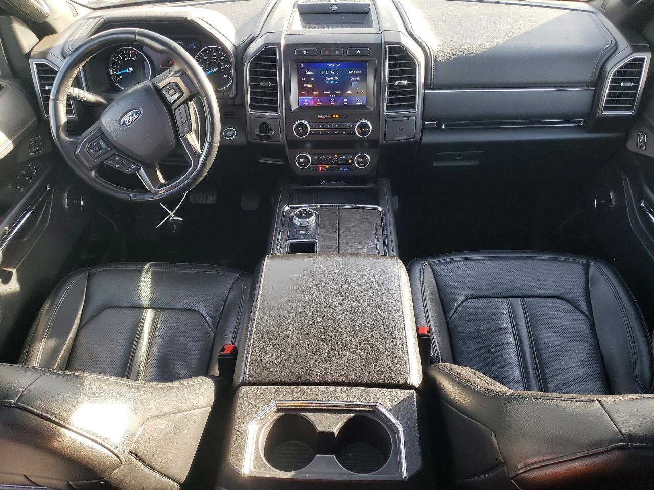 2021 FORD Expedition