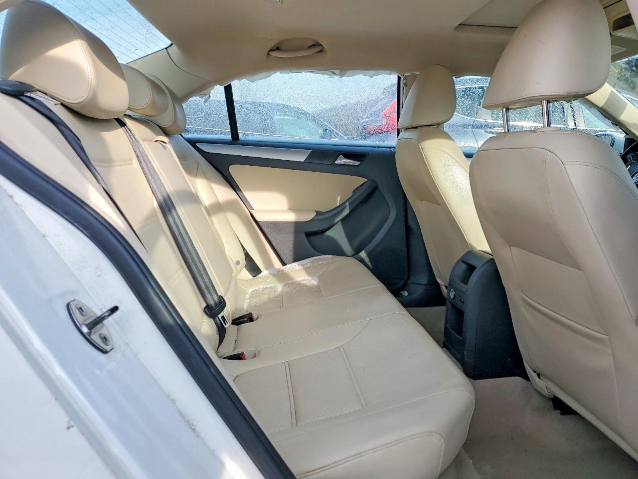 2013 VOLKSWAGEN JETTA