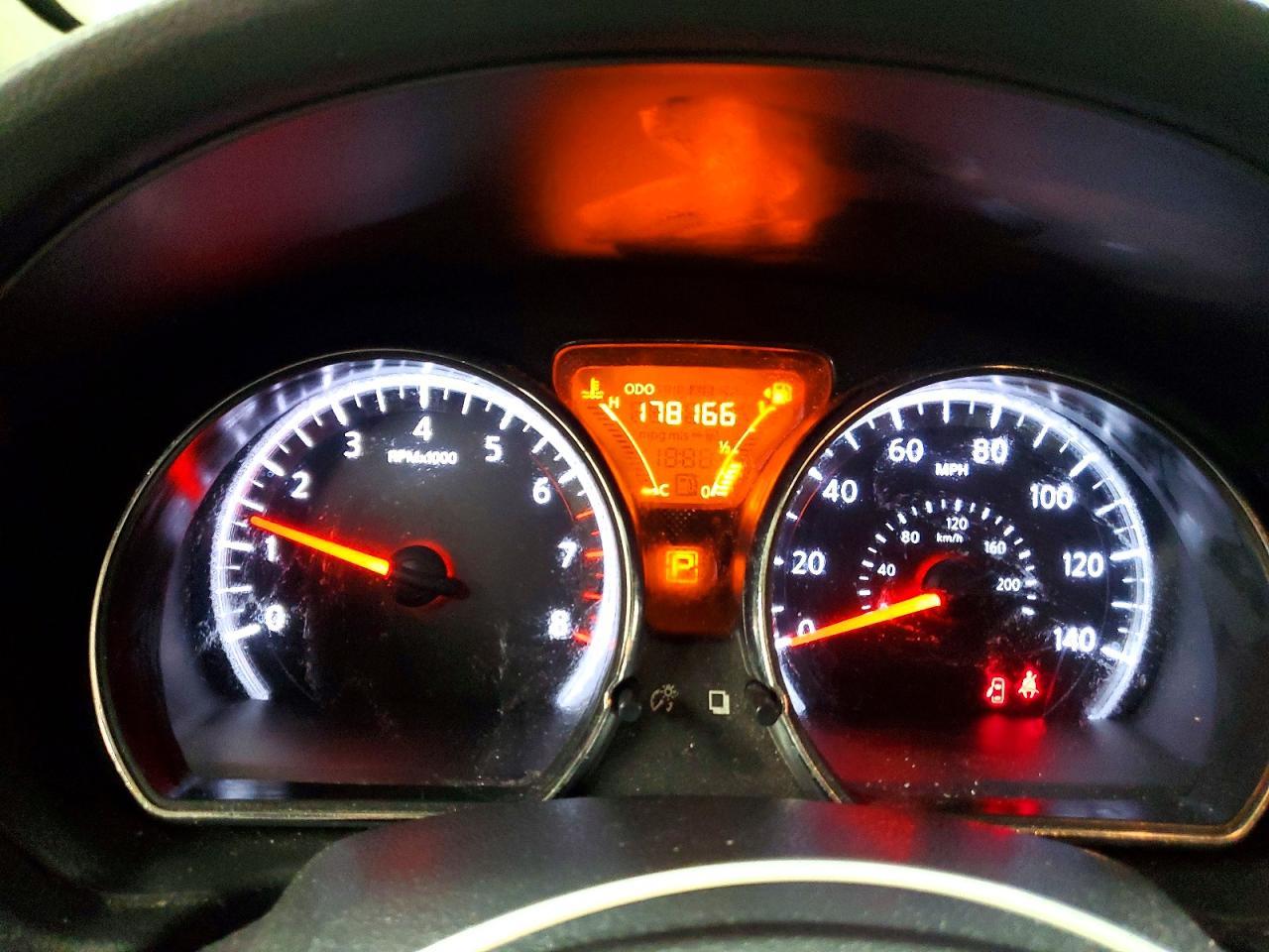 2014 NISSAN Versa Note
