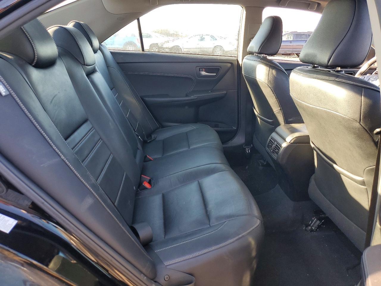 2015 TOYOTA CAMRY