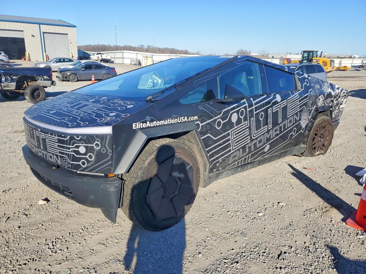 2024 TESLA Cybertruck