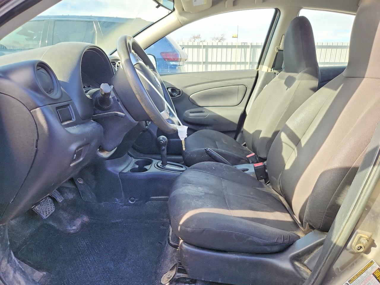 2015 NISSAN VERSA