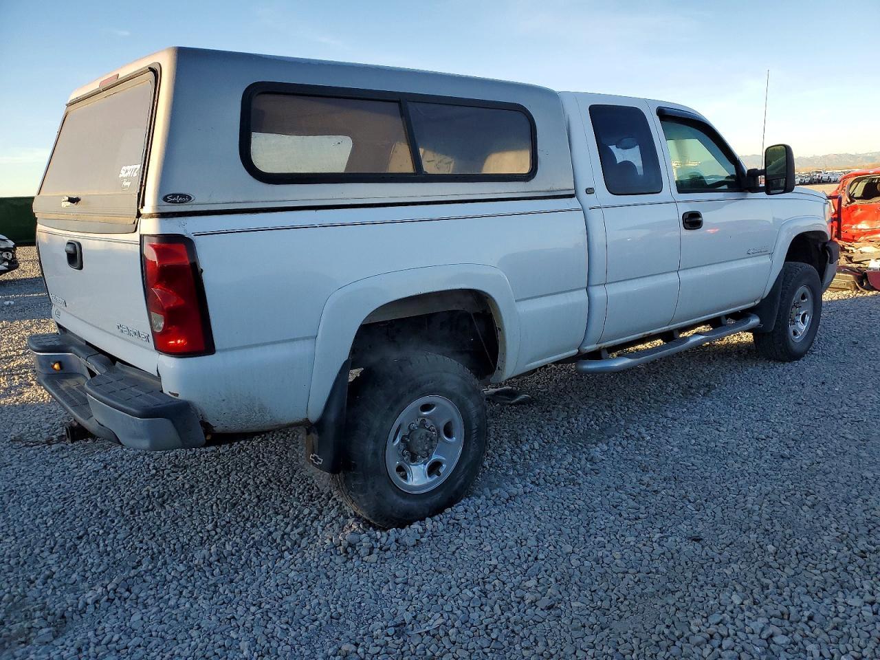 2004 CHEVROLET Silverado 2500
