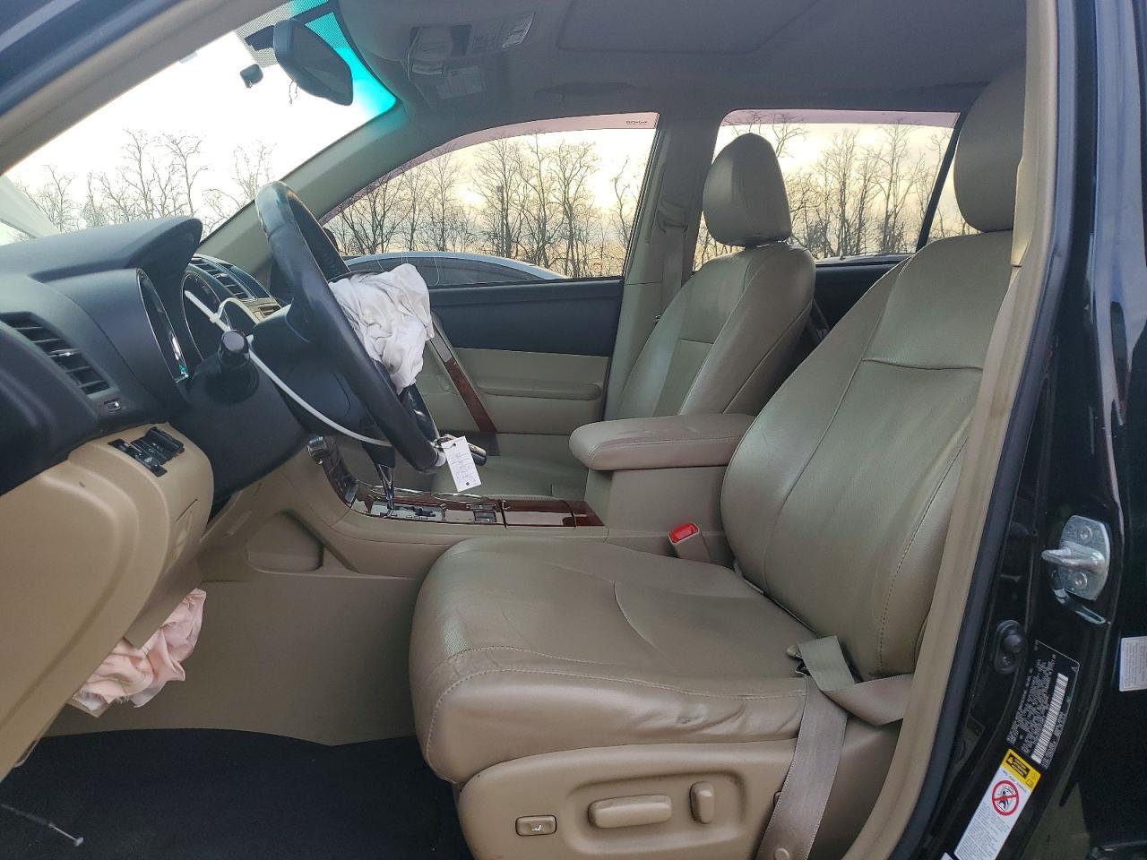 2012 TOYOTA HIGHLANDER