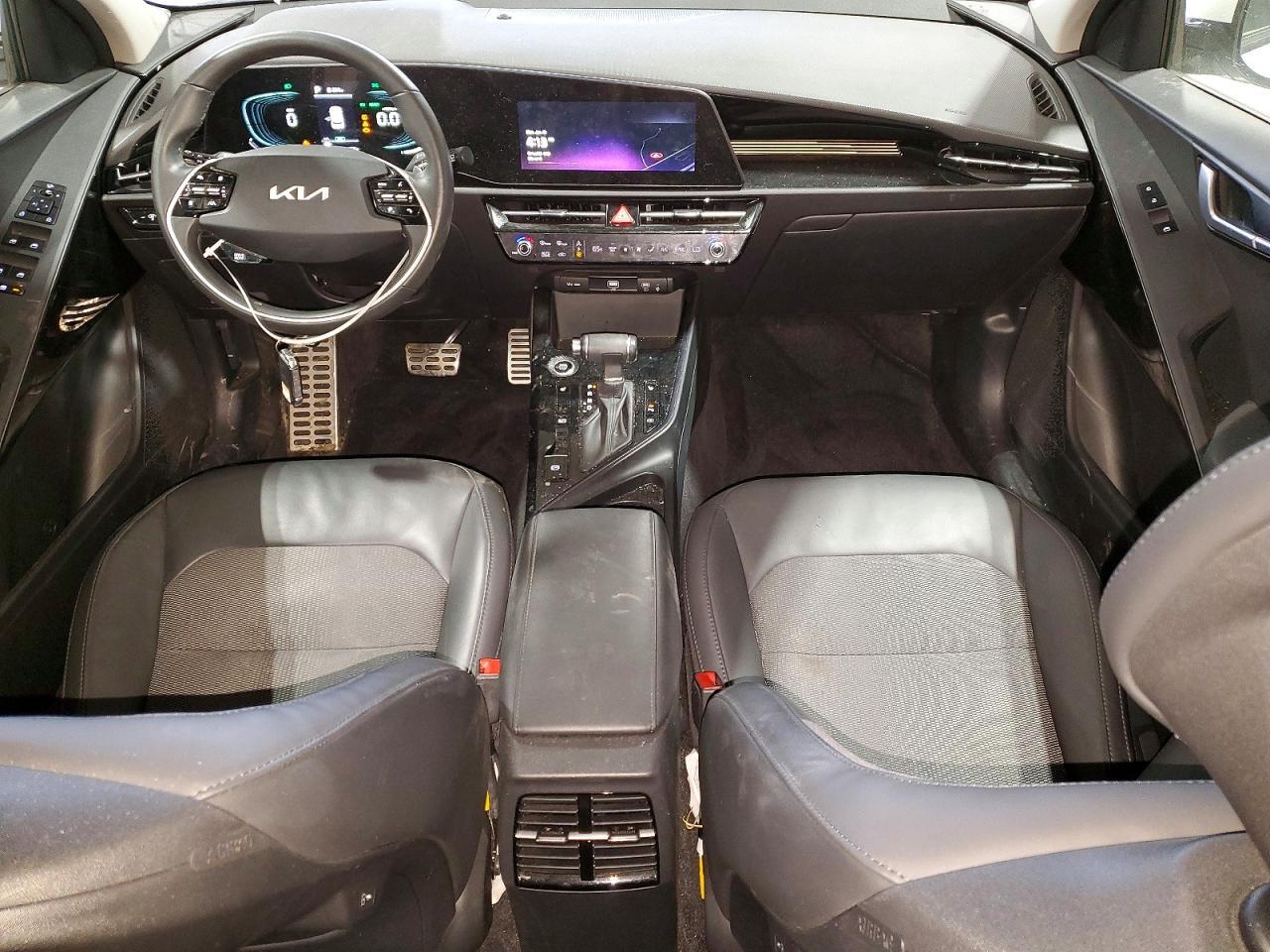 2023 KIA Niro