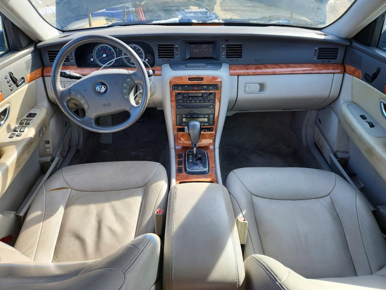 2005 KIA Amanti