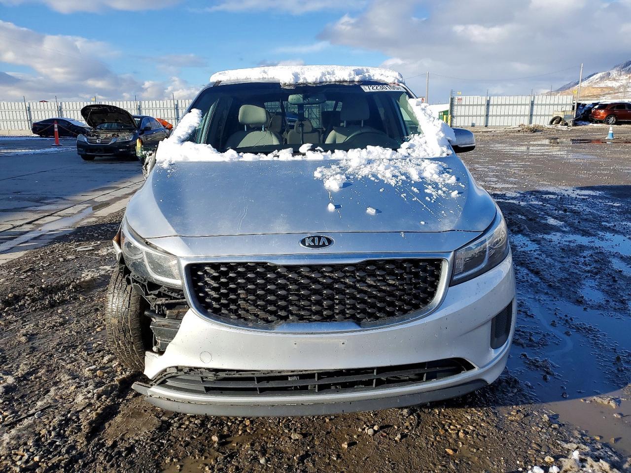 2016 KIA SEDONA