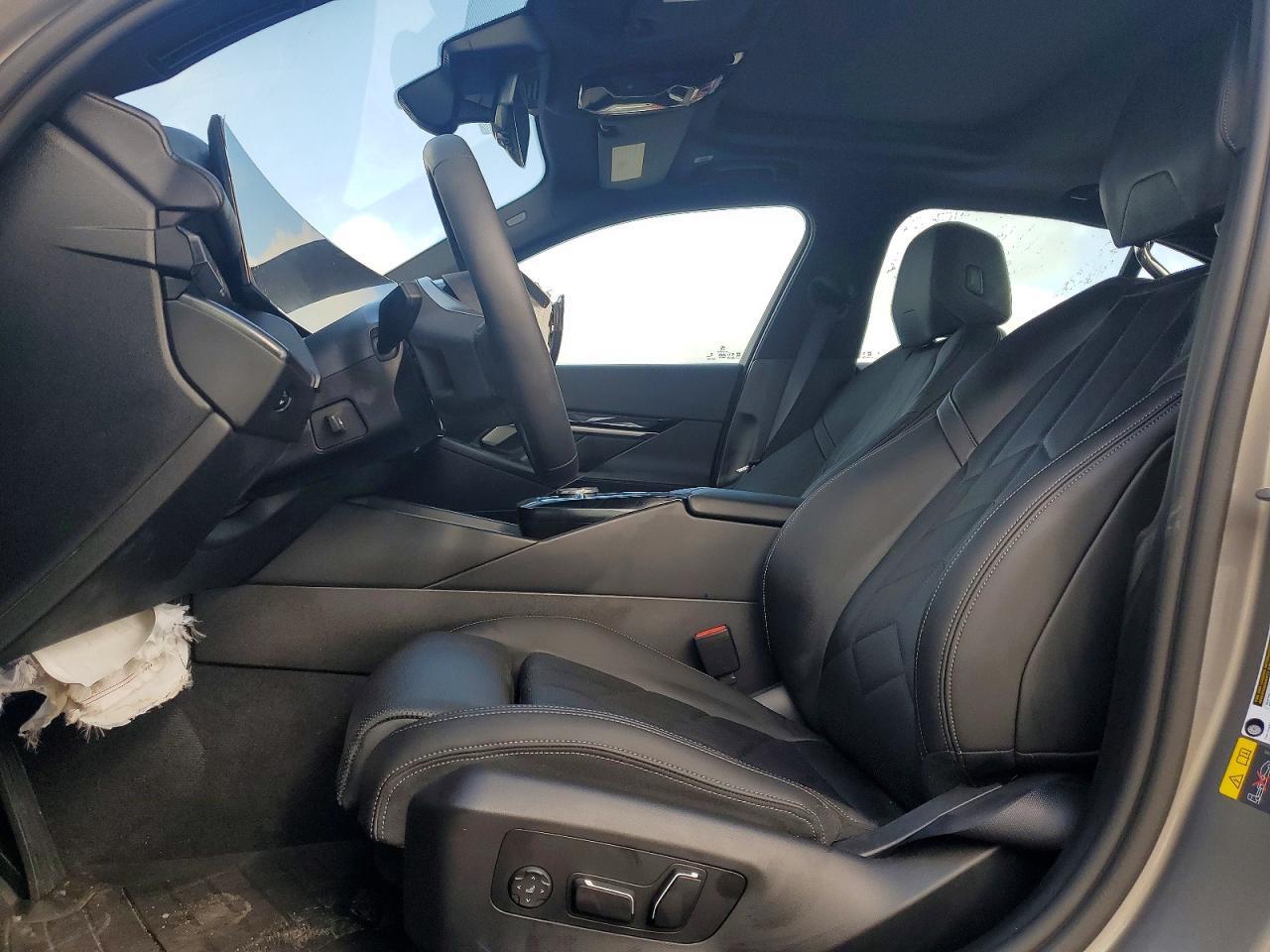 2025 BMW i5