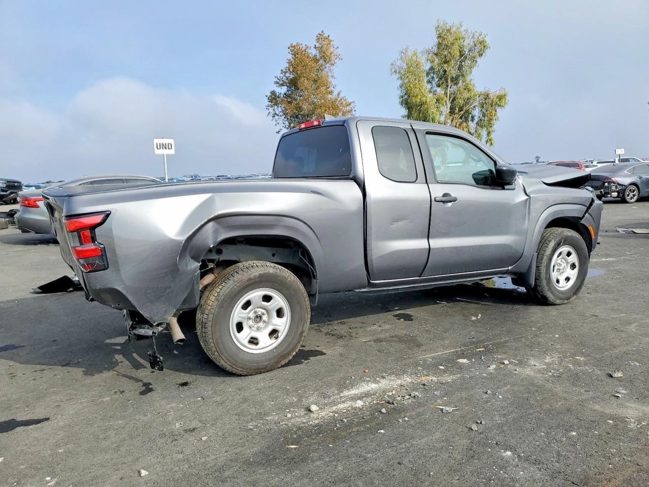 2022 NISSAN Frontier