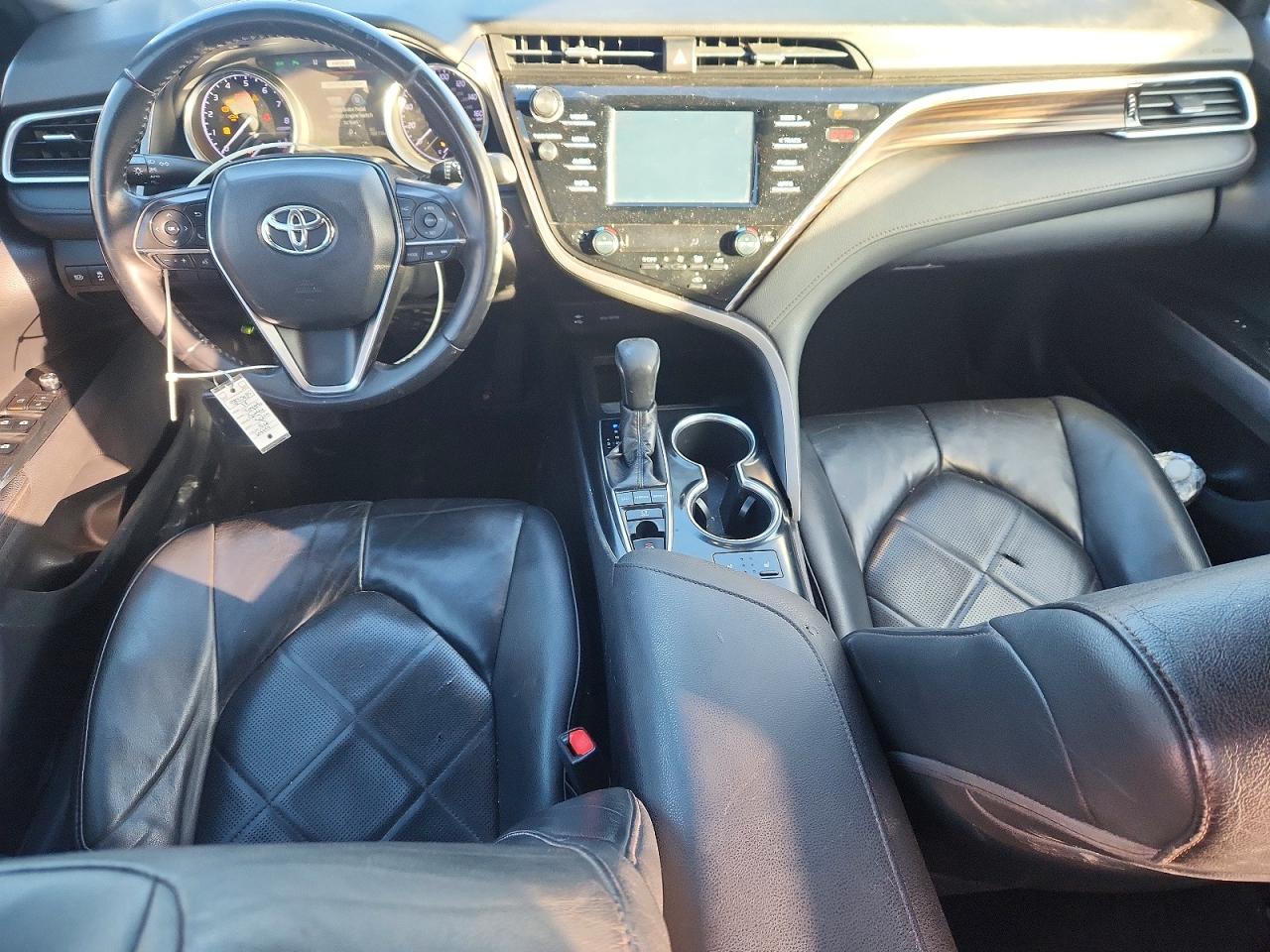 2018 TOYOTA CAMRY