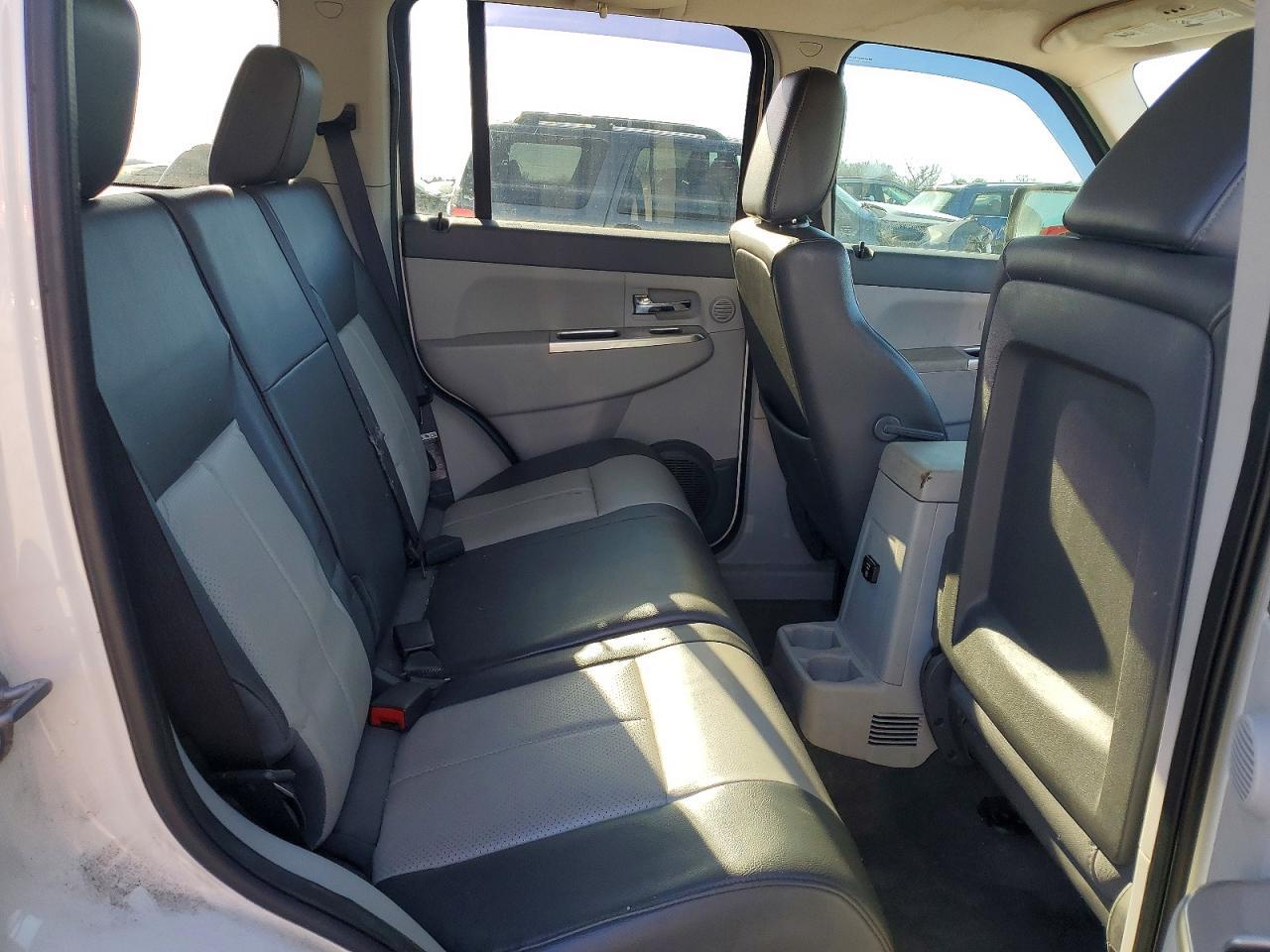 2008 JEEP Liberty