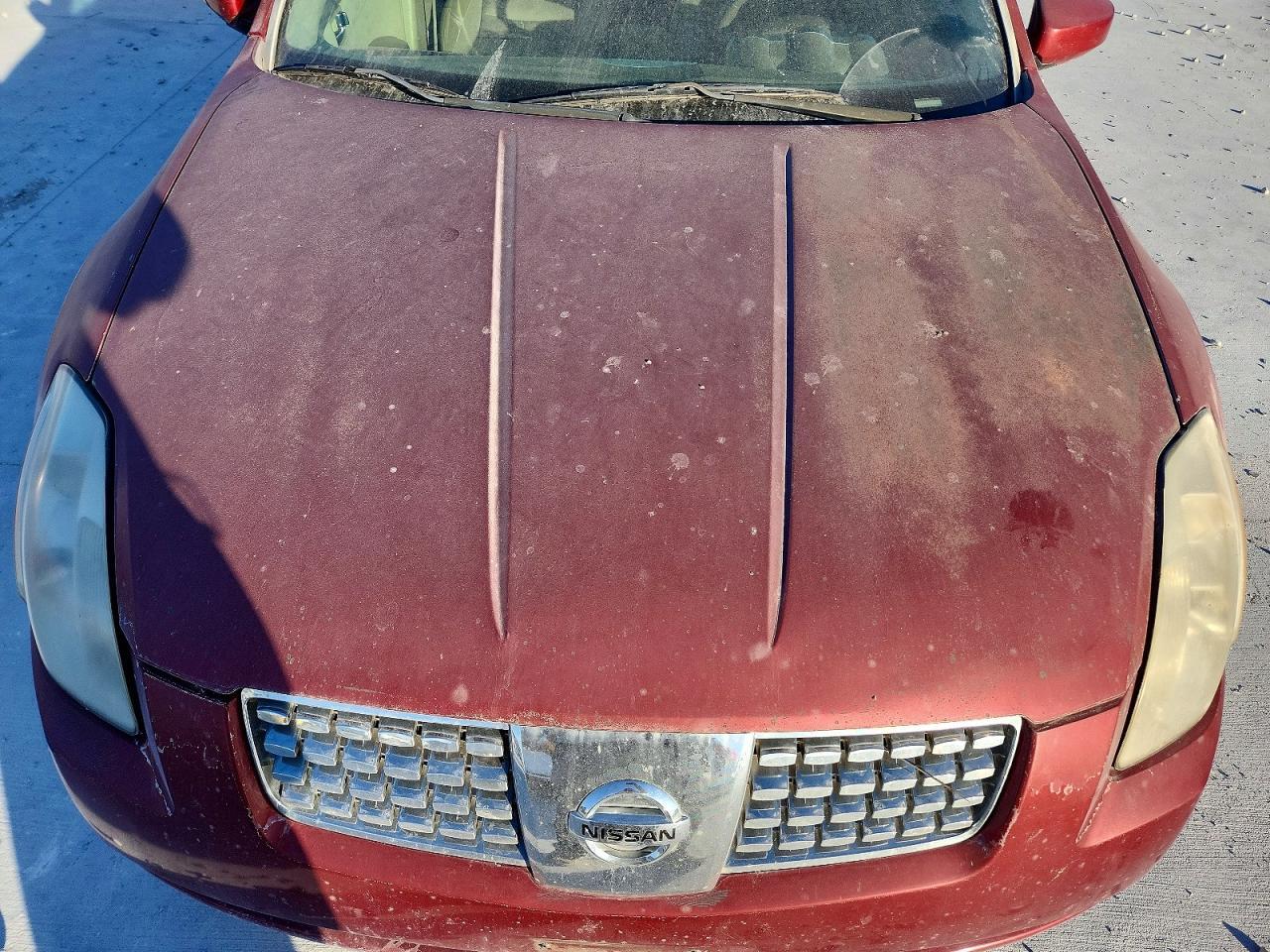 2005 NISSAN Maxima