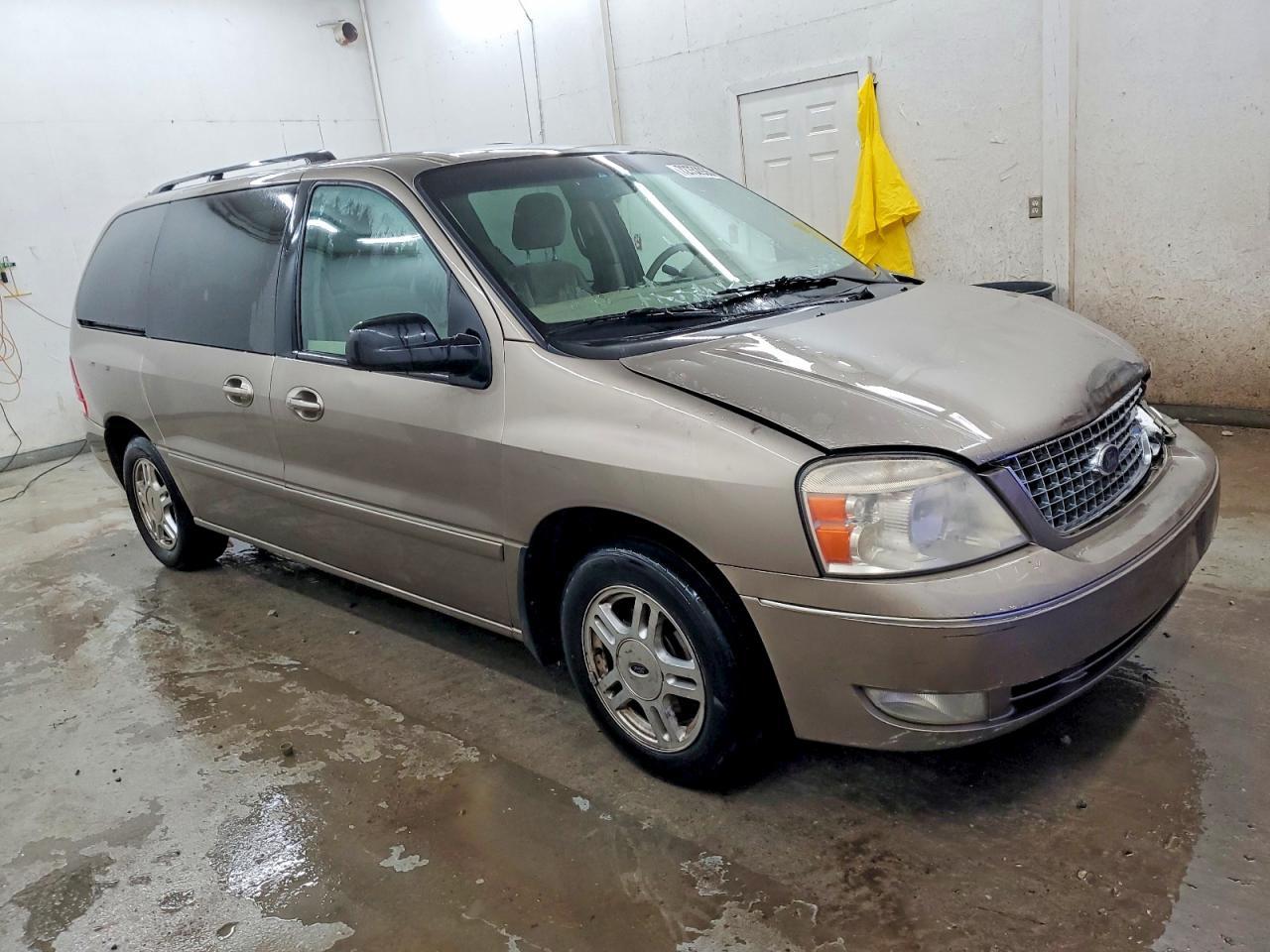 2004 FORD Freestar
