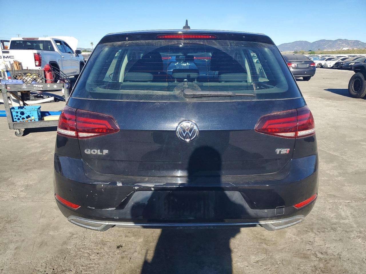 2018 VOLKSWAGEN GOLF