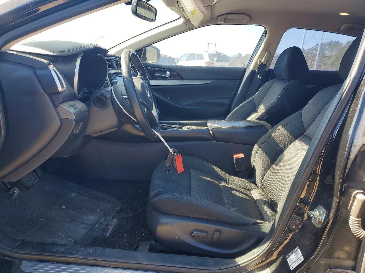 2016 NISSAN Maxima